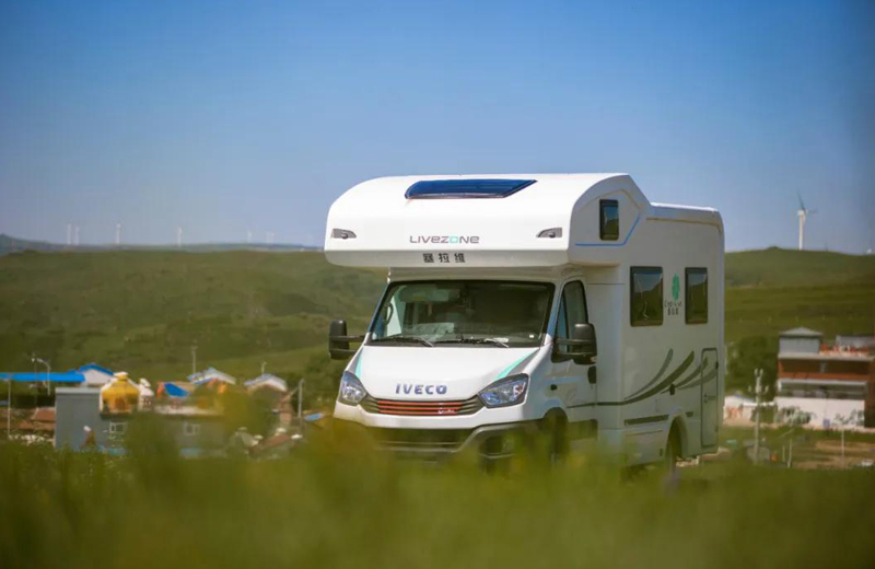 過幾天沈陽特?zé)狒[，這么多房車