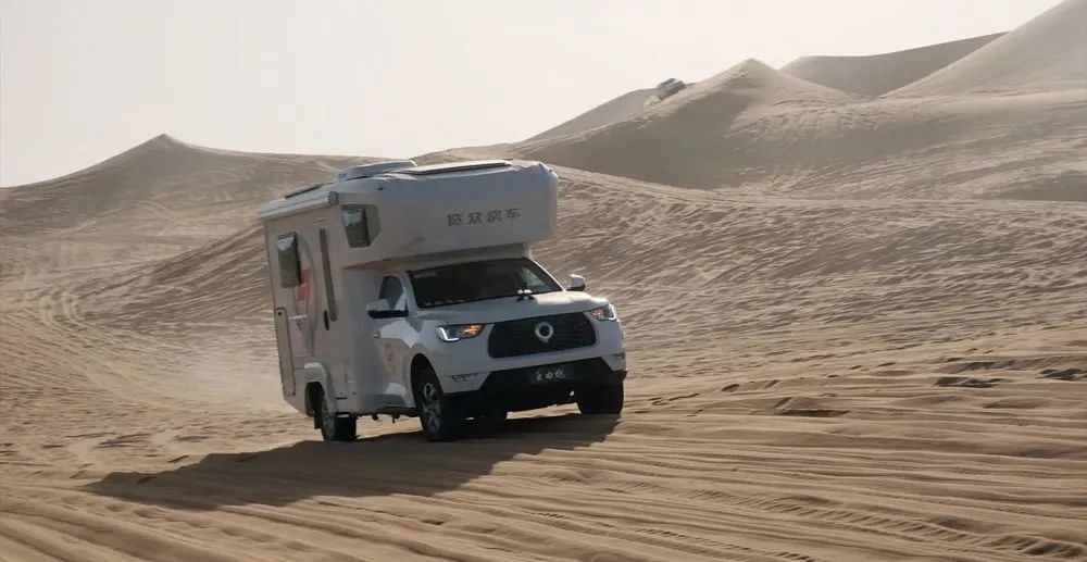 雪域西藏，此生必駕—— 自由炮護(hù)航！