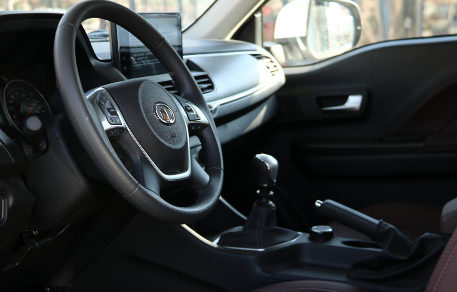 分時四驅(qū)、超大空間、一代經(jīng)典——風駿C7！