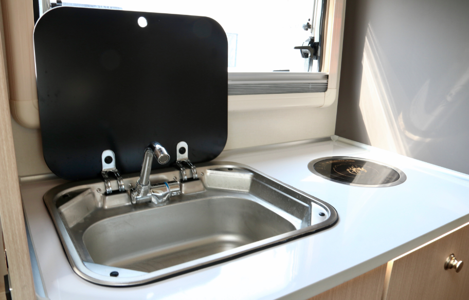 分時四驅(qū)、超大空間、一代經(jīng)典——風駿C7！