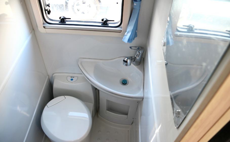 分時四驅(qū)、超大空間、一代經(jīng)典——風駿C7！