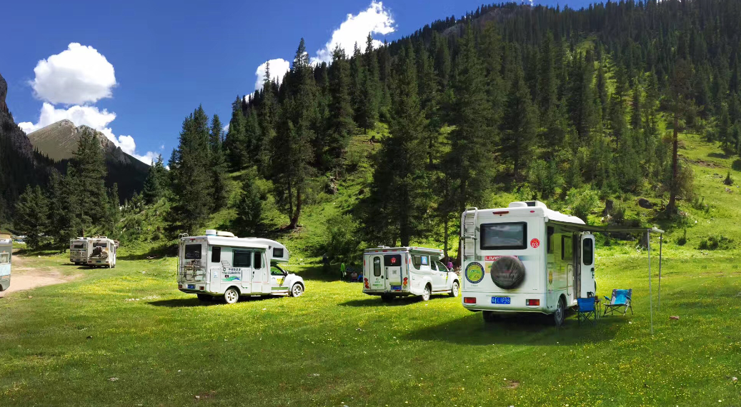 精致化露營“選手”，將吃住行融為一體，適合1~2人四季旅行