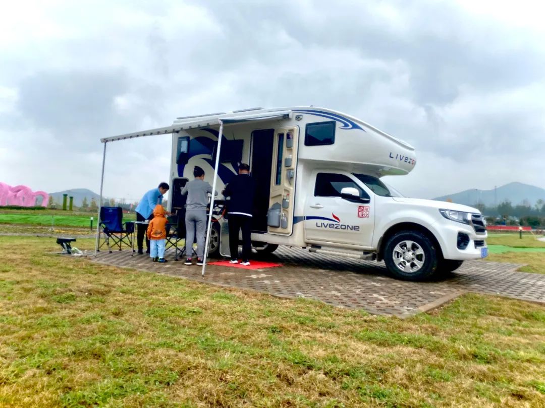 精致化露營“選手”，將吃住行融為一體，適合1~2人四季旅行